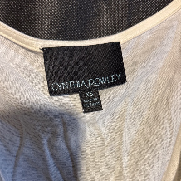 Cynthia Rowley Cream Sleeveless Blouse with Swiss Dot Detail - Picture 3 of 4